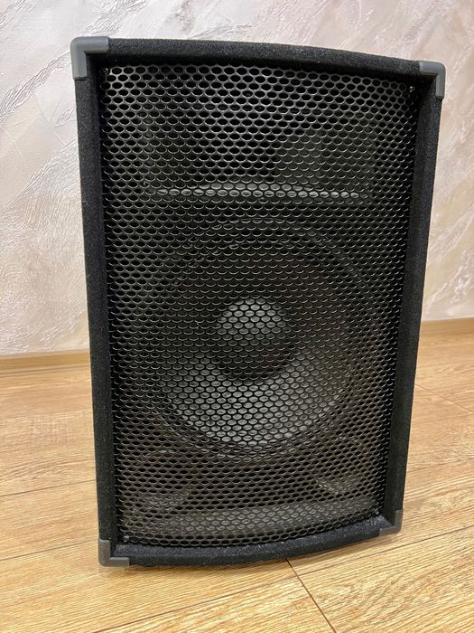 Продавам 2 бр. 12” музикантски колони с туитъри