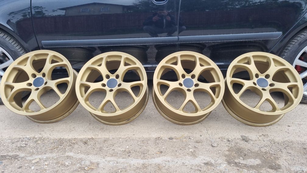 Vând jante made in italy 5x112 r17 vopsite electrostatic Subaru gold