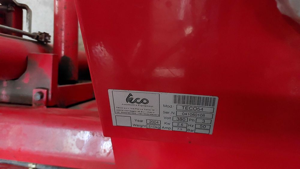 Masina dejantat anvelope camioane Teco 54 aproape noua