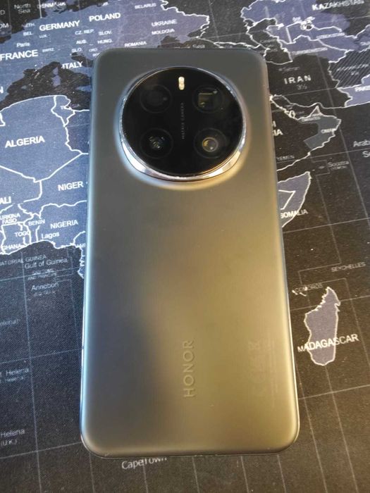 Honor Magic7 Pro
