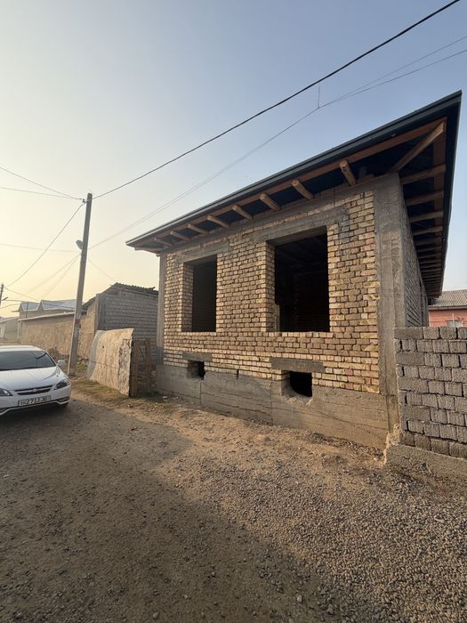 2- sotixga 6 xona+ padval