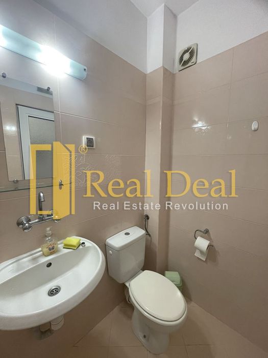 Дава се под наем Тристаен апартамент в София, Оборище - 76 кв.м за 649 € - Снимка #10