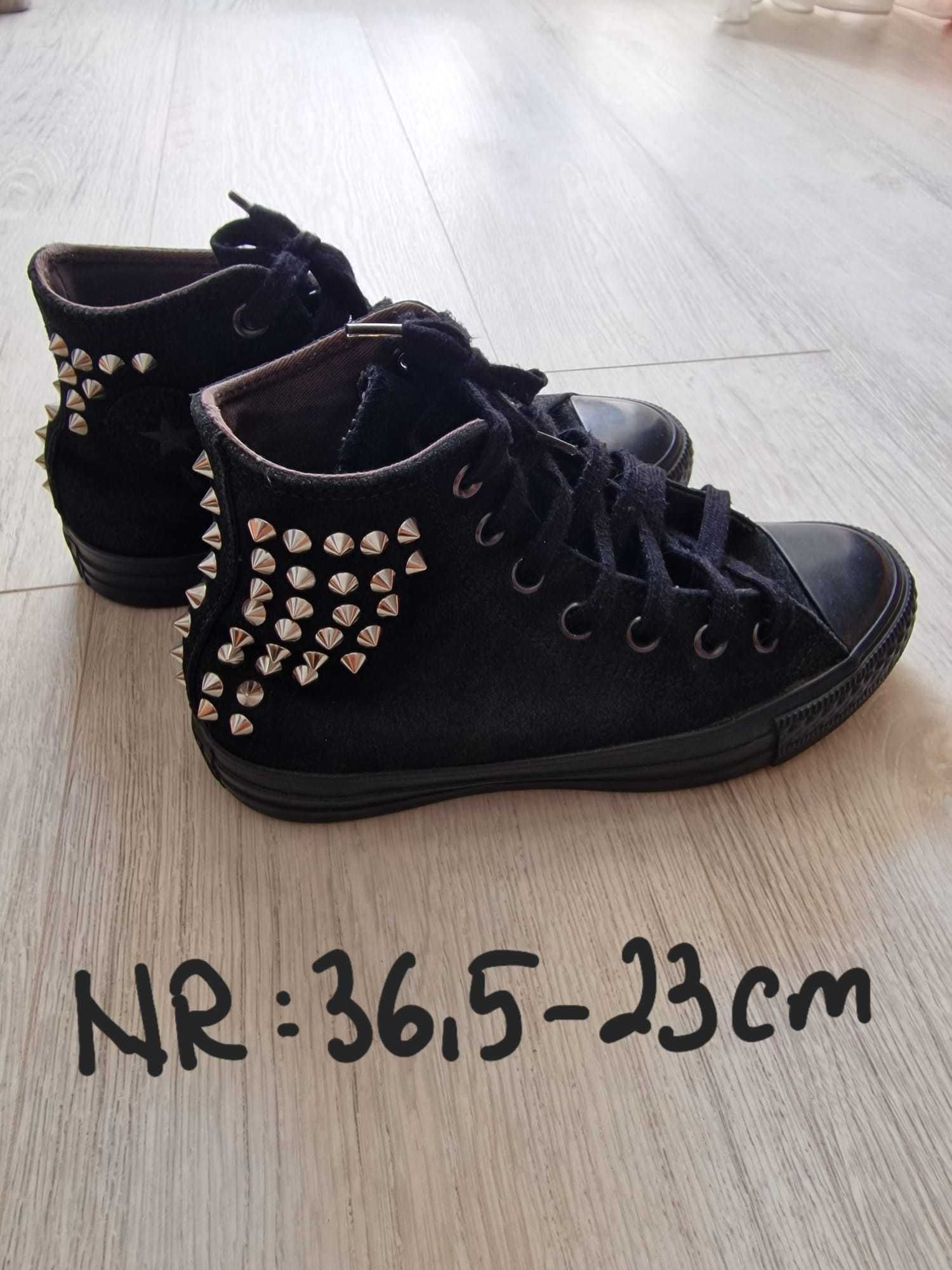 Vând pachet adidași Converse gama premium
