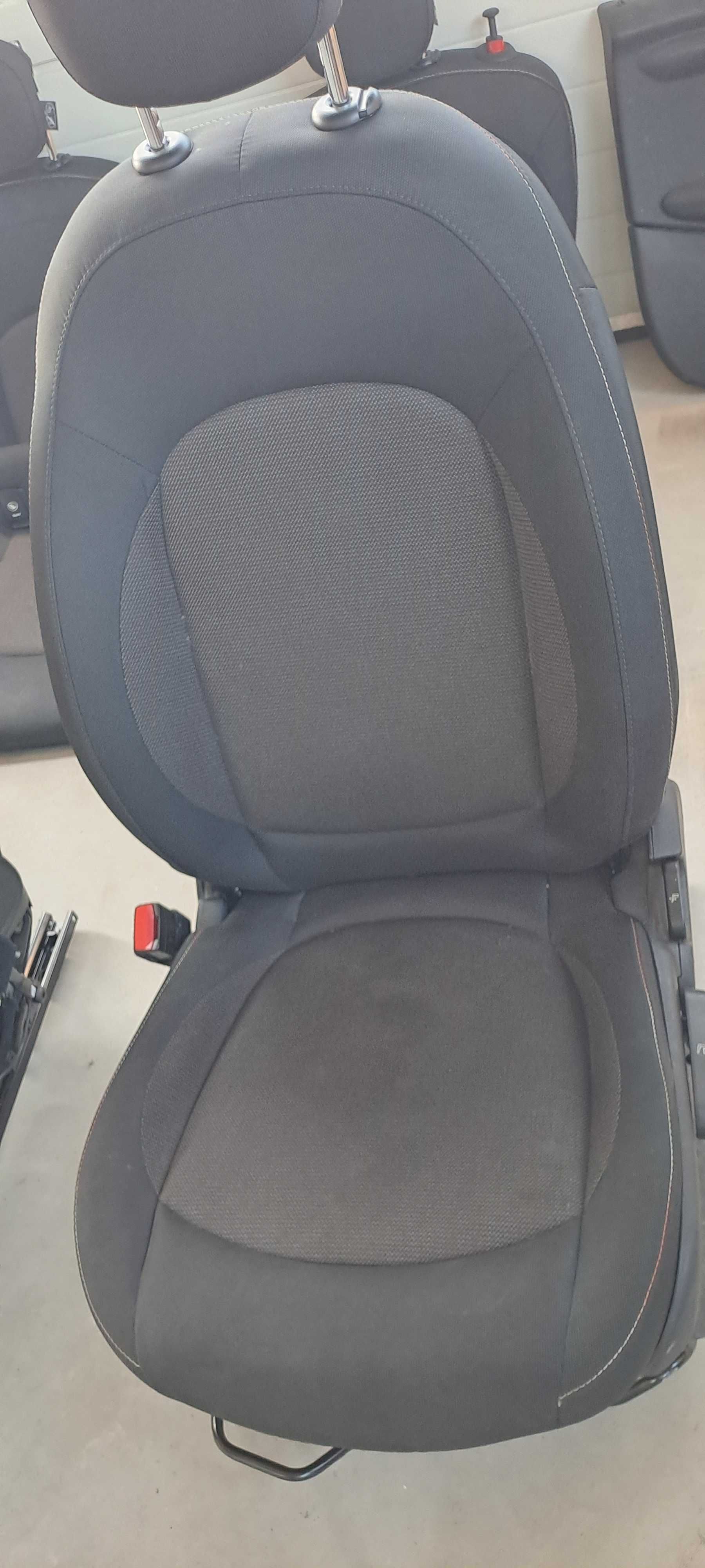 Салон за Mini Cooper 2018г
