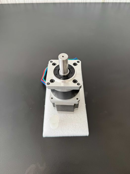 Стъпков мотор NEMA 23 с редуктор 23HS22-2804S-HG10 – Нов