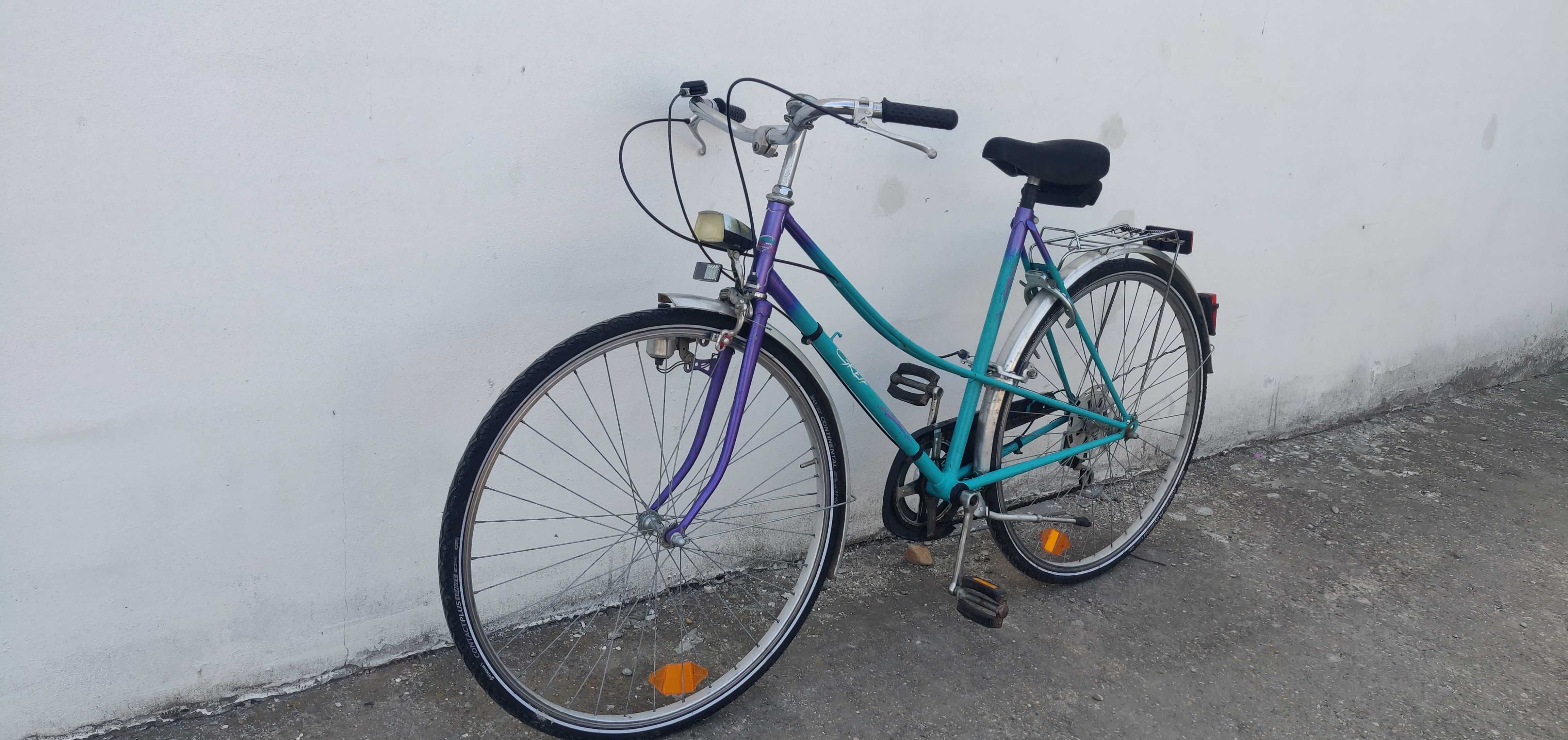Bicicleta clasica de femei cu roti de 28 inch