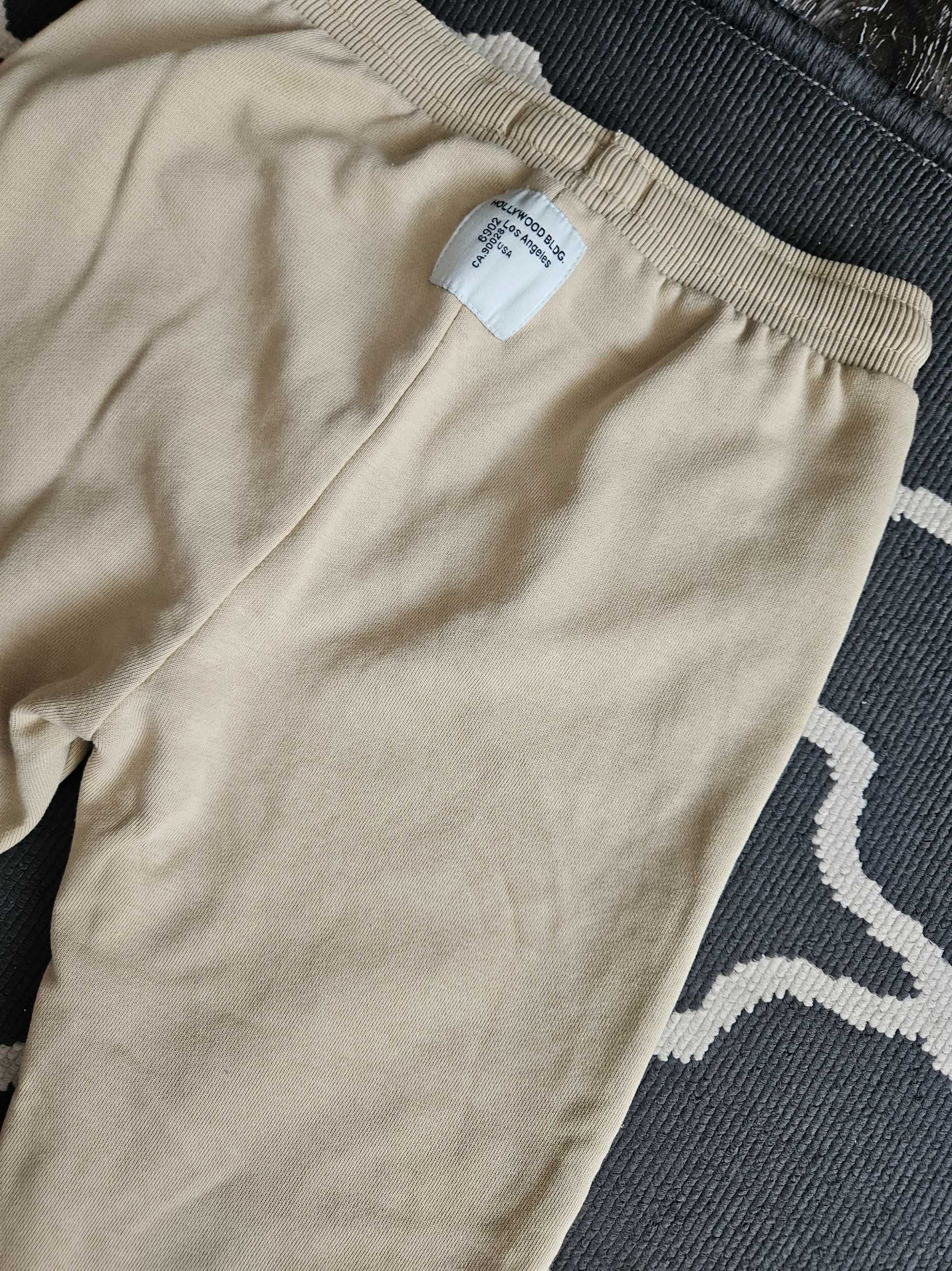 Pantaloni Zara 8 ani baieti