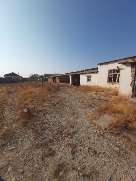 Тез арада комунизмнен времянка сатылады