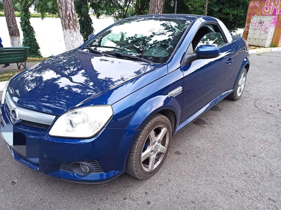 Opel Tigra Twintop 1.4i, 2005