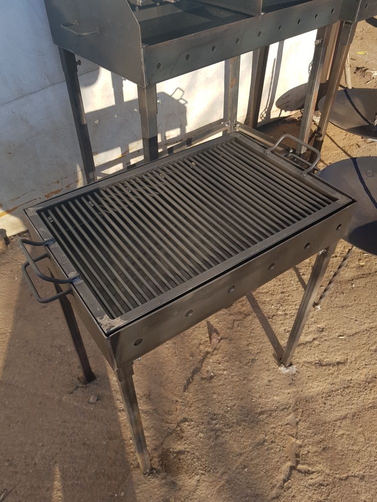 Gratar gradina picnic cu spite rotative 60x40x10x3