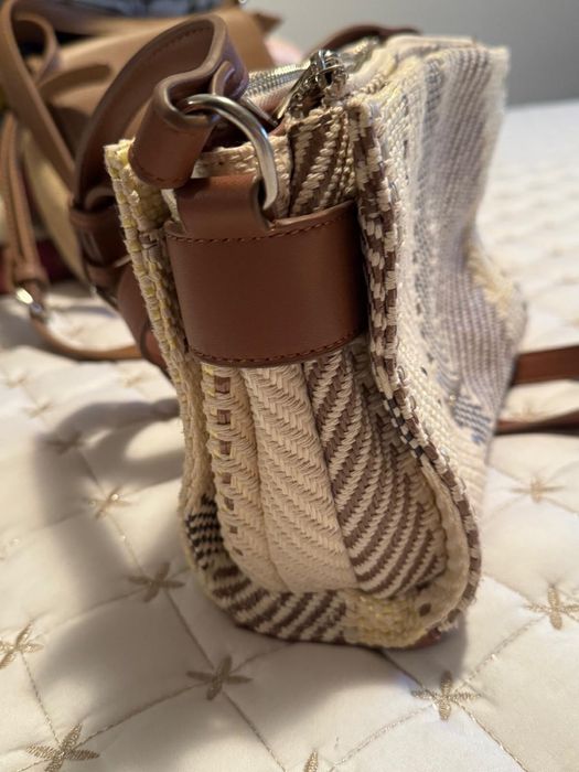 Дамска чанта през рамо