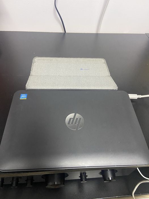 Laptop Hp pavilion x2 2 in 1