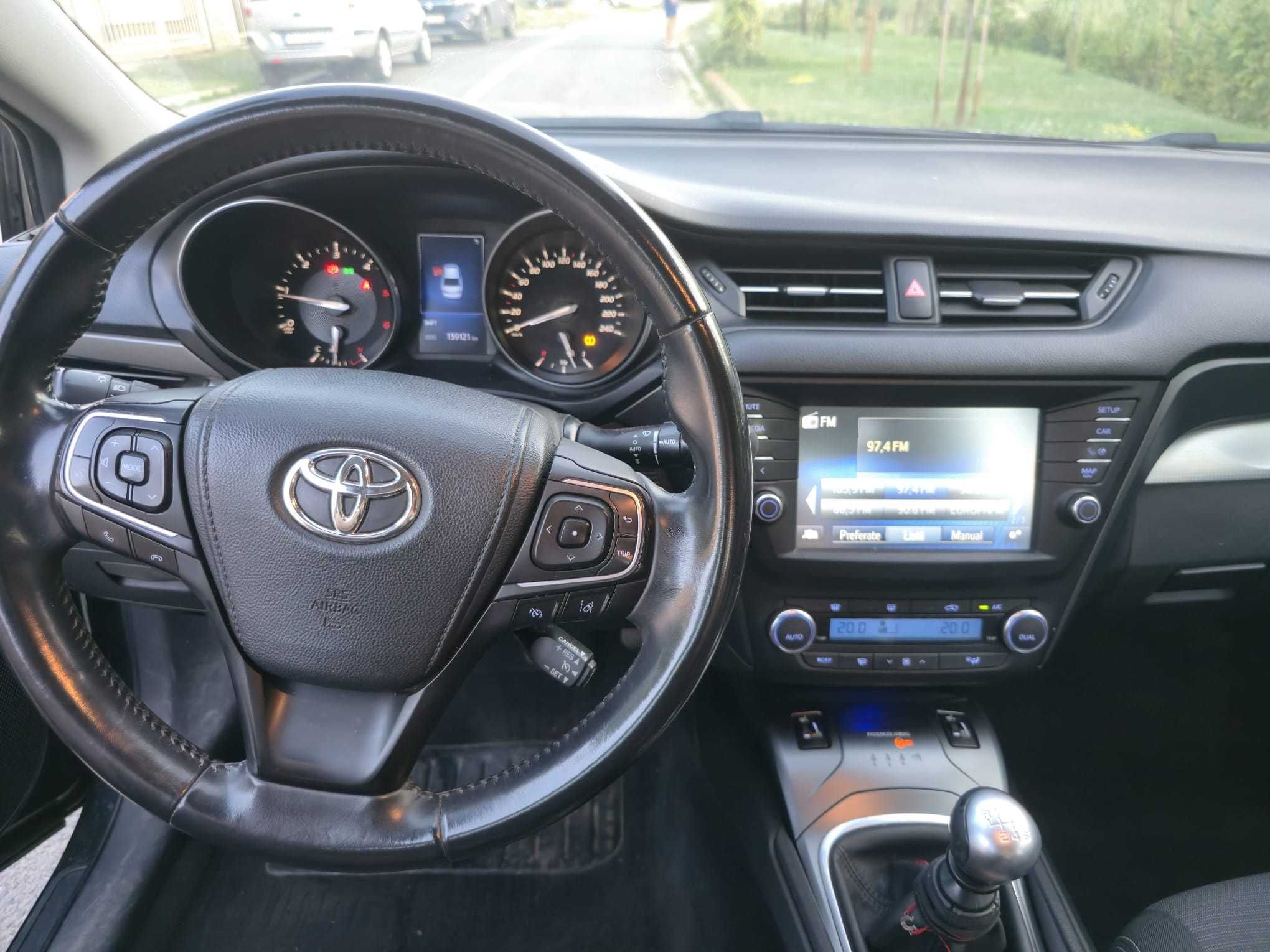 Toyota Avensis 2.0 D-4D Executive