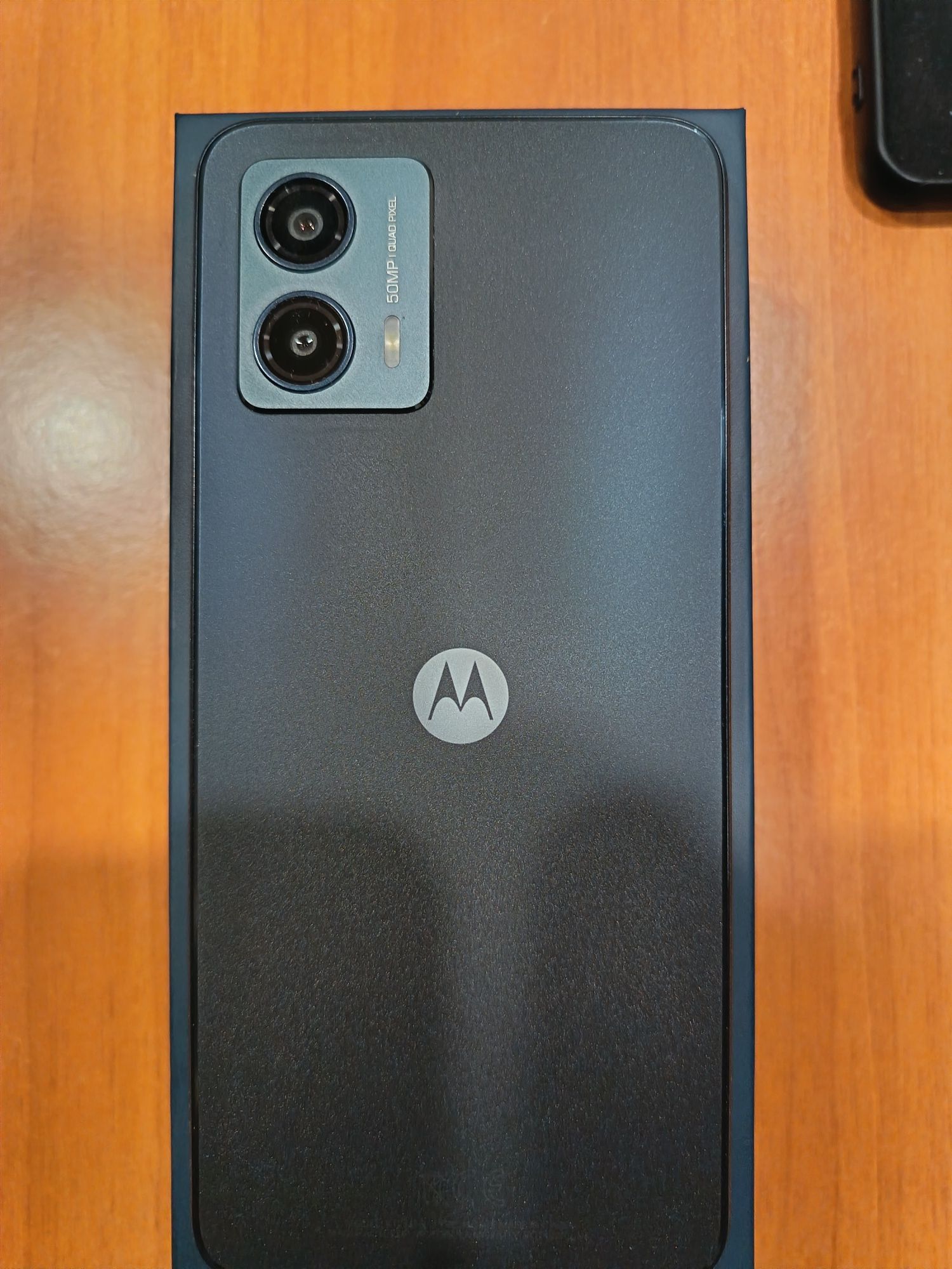 Телефон  Mtorola G53