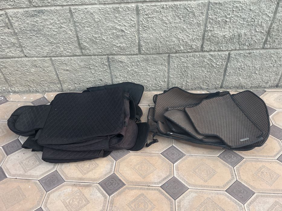 Чехлы в хорошем состоянии  и еваплики