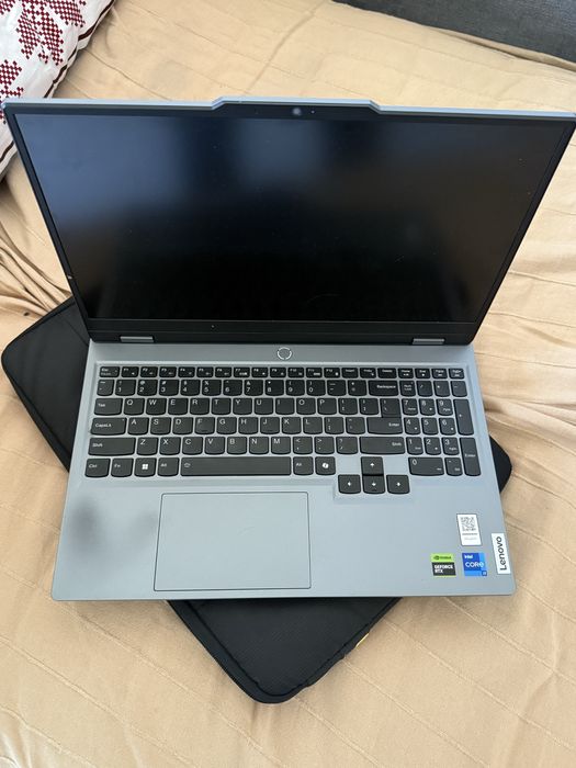 Laptop gaming Lenovo Loq I7, generatia 13, 4060
