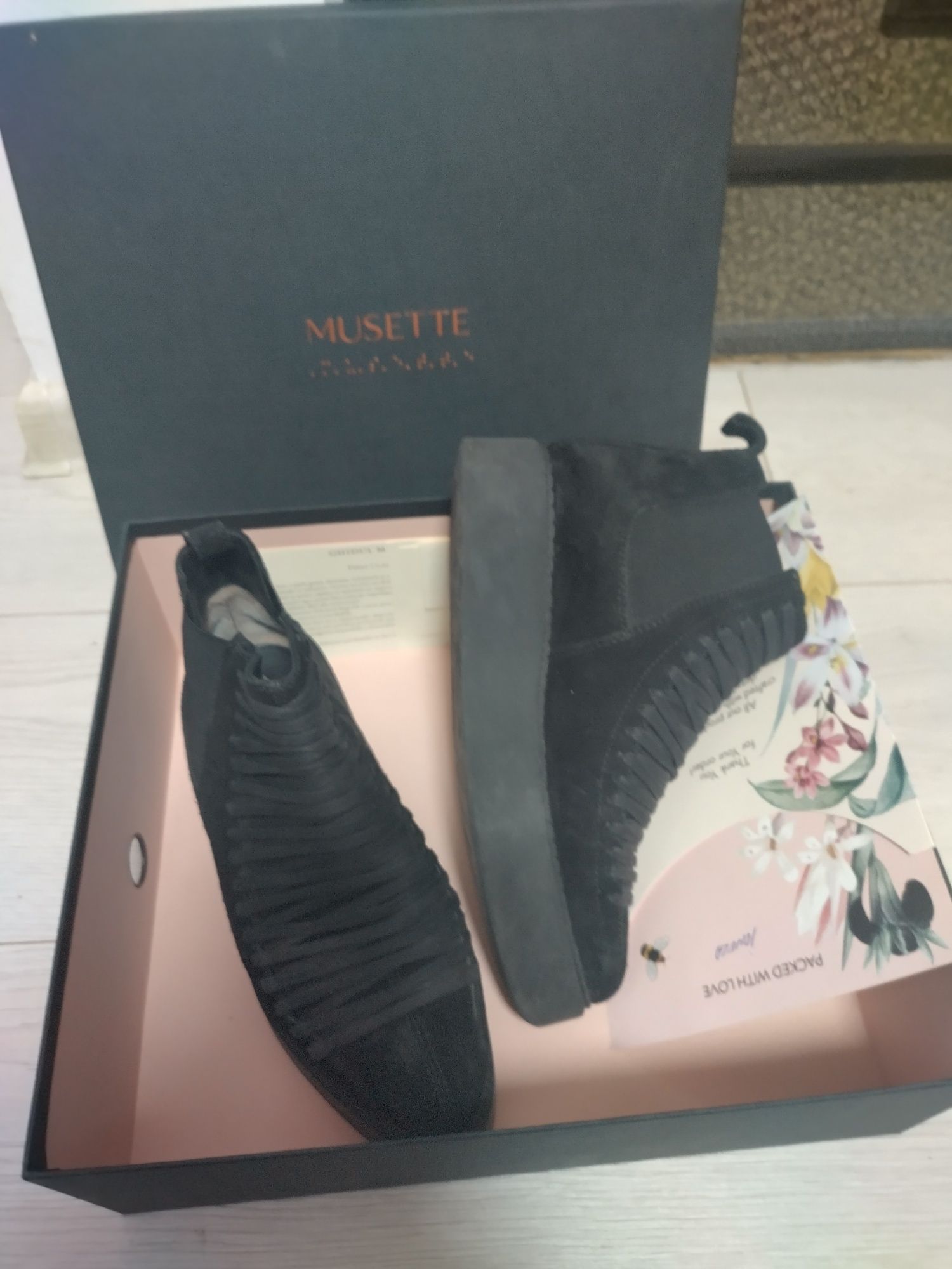 Ghete musette Riley in stare foarte buna