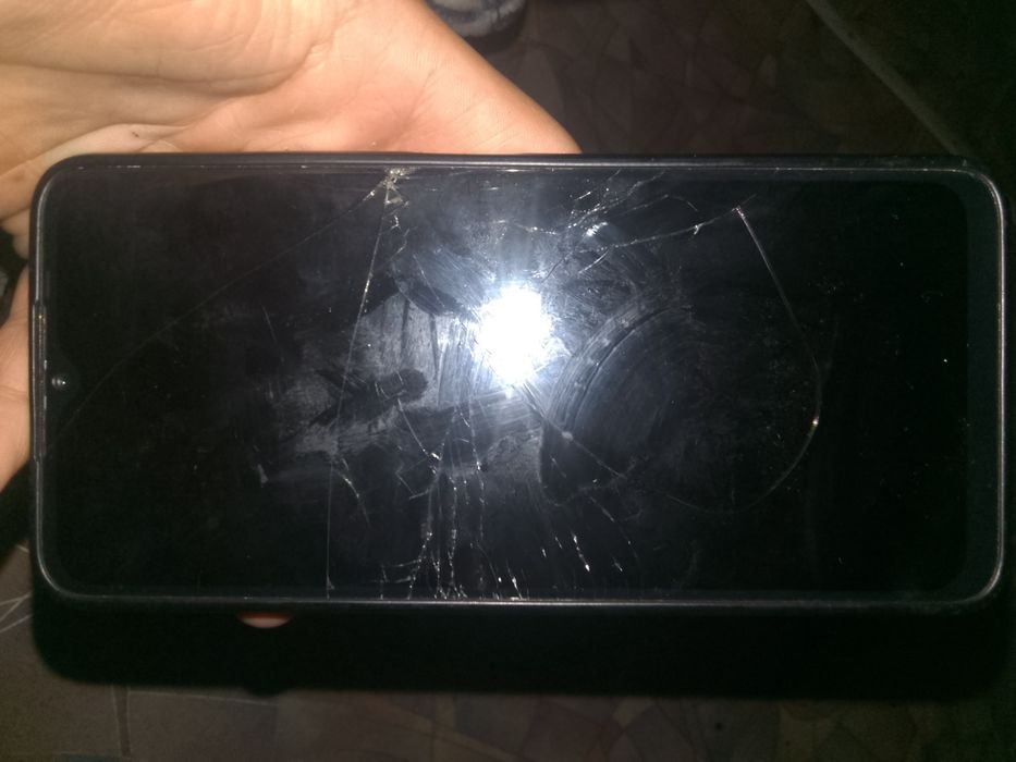 Телефон itel a70