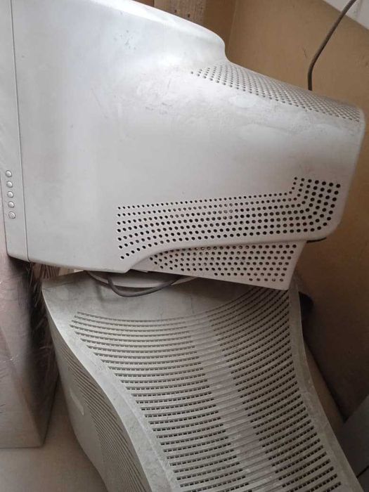 продается монитор