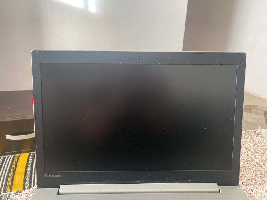 Laptop Acer – funcțional, doar Windows necesar