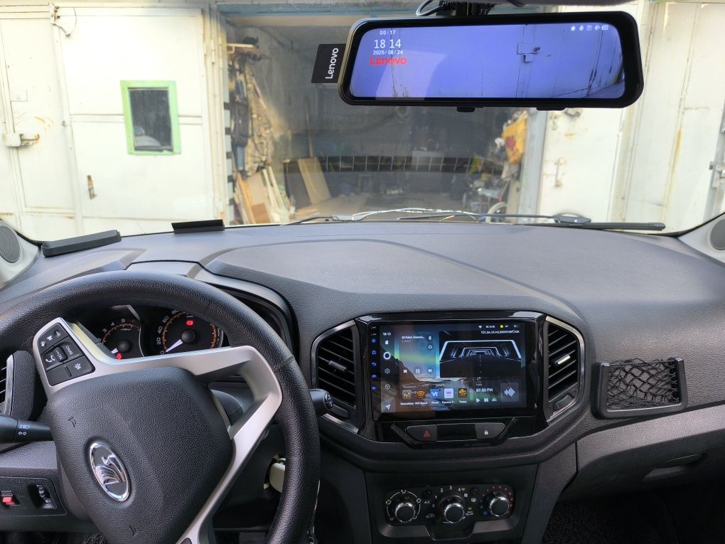 Продаю Lada Xrey 2019 год пробег 60000,возможен обмен.