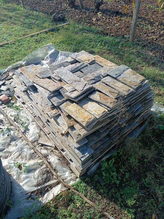 Продавам къща в Червен бряг, Маркова могила.