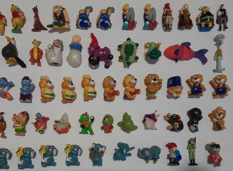 Kinder Surprise Toys Lot Asterix Princess Hippo Lion Fantasy Horror