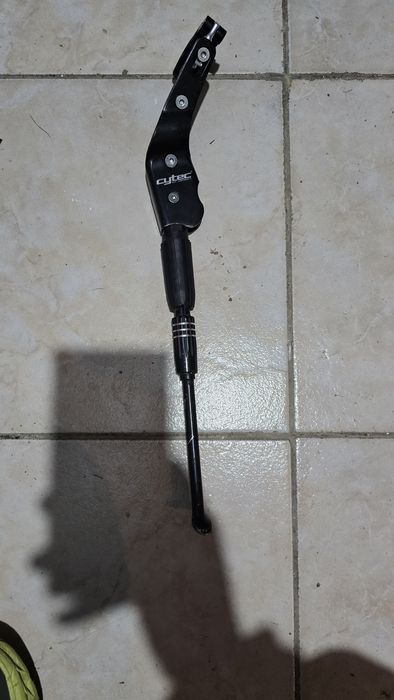 Cric picior sprijin bucicleta
