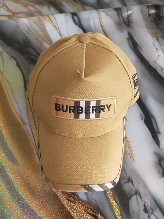 Бейсболка Burberry