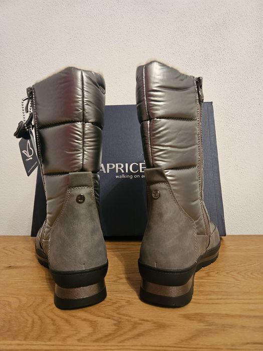 Ghete de iarnă CAPRICE – mărimea 38, noi