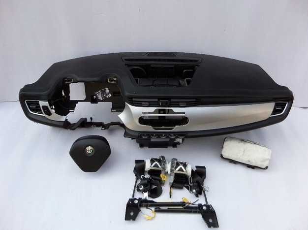 Alfa Romeo Giulietta kit airbag - set centuri siguranta - plansa bord