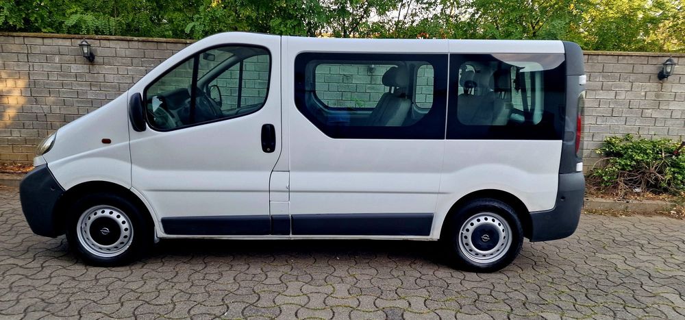 Opel Vivaro 8+1   1.9diesel‼️