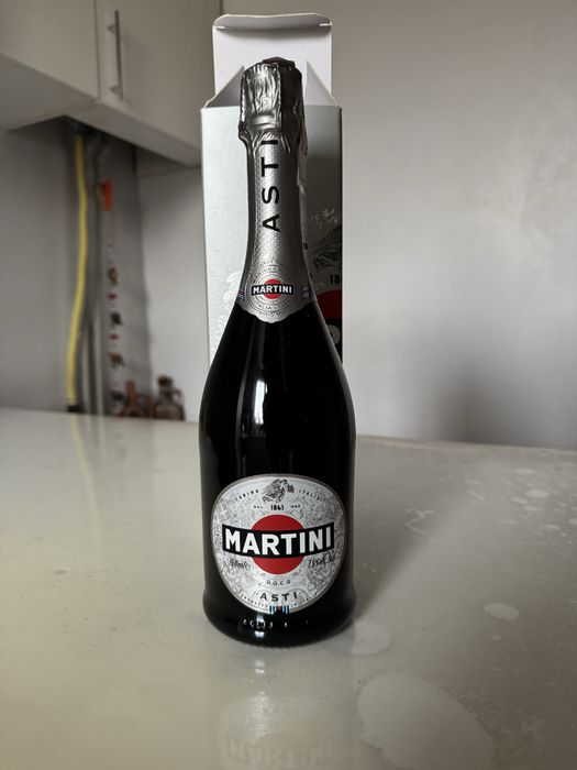 Продаю Martini Asti 0,75ml