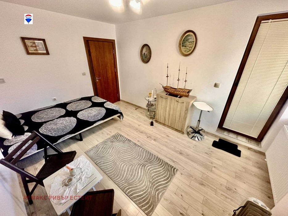 Дава се под наем Двустаен апартамент в Русе, Център - 62 кв.м за 357 € - Снимка #4