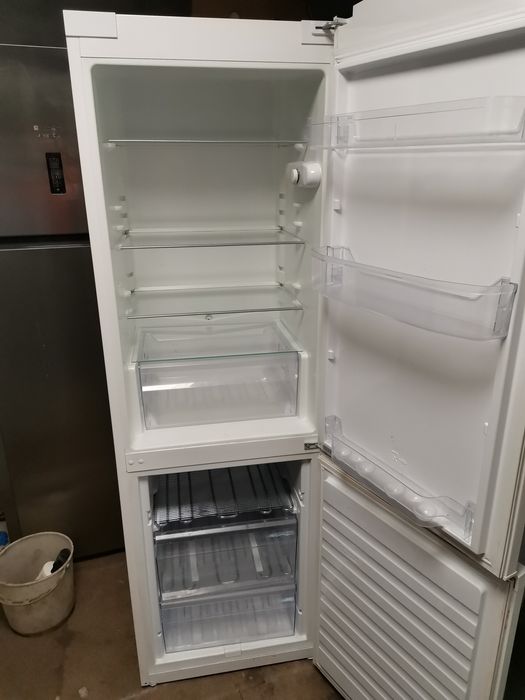 Vind frigiderul warpool