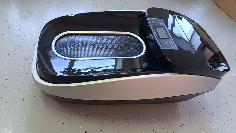 Бахилонадеватель, бахиломашина