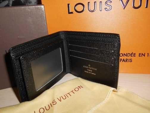 Portofel pentru bărbați Louis Vuitton. Franta 869