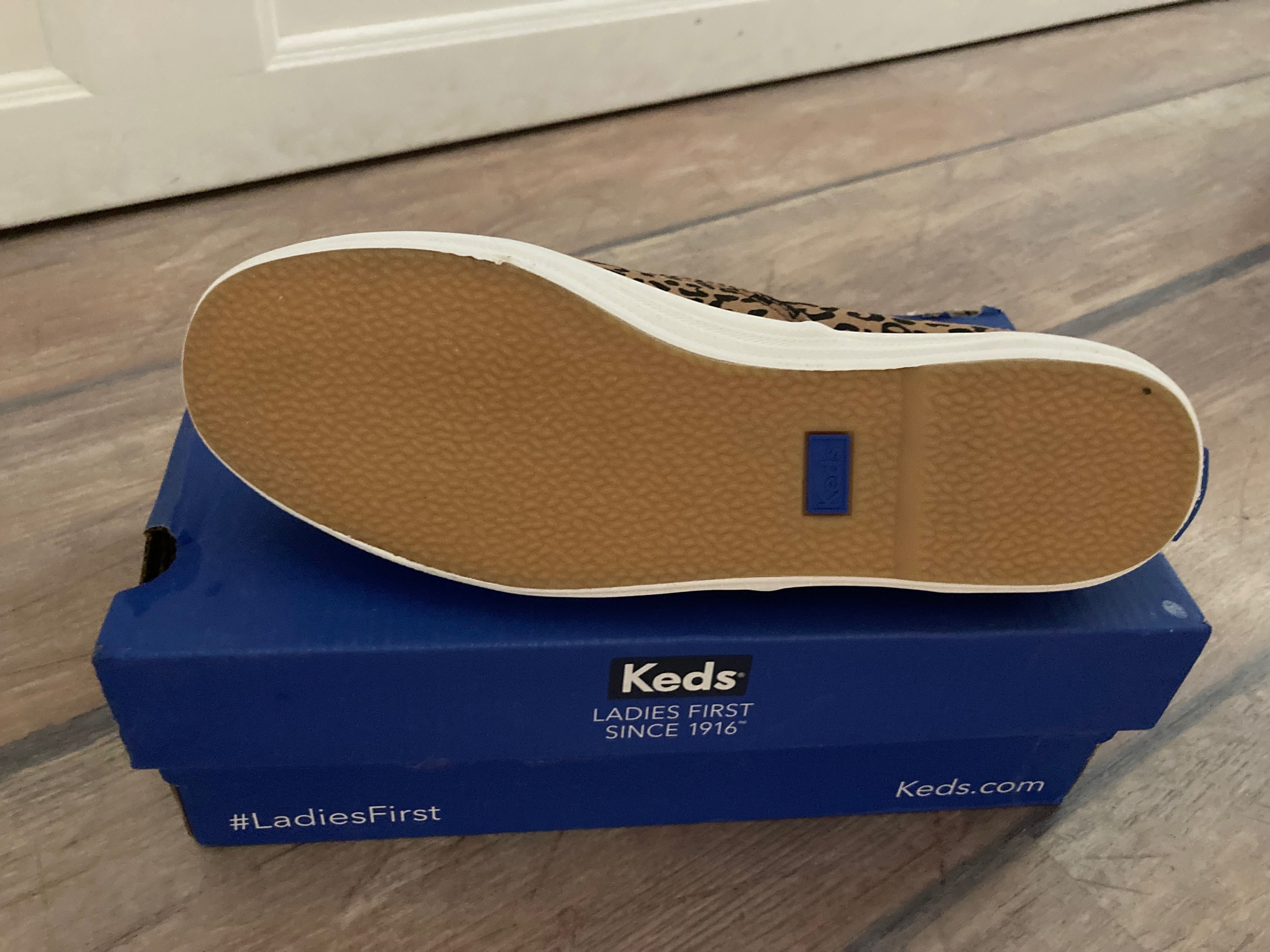 Нови леопардови кецове Keds