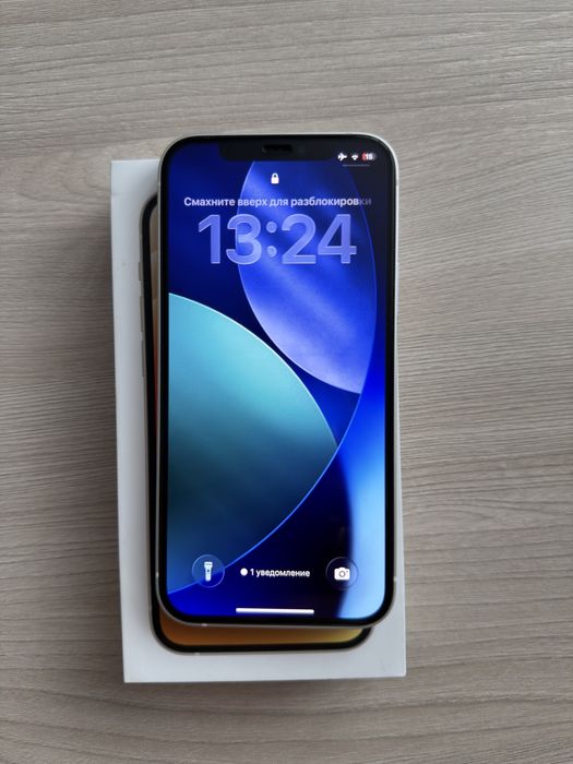 iPhone 12 — в идеальном состоянии!