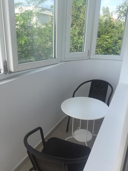 Inchiriez garsoniera in zona Mall Vitan