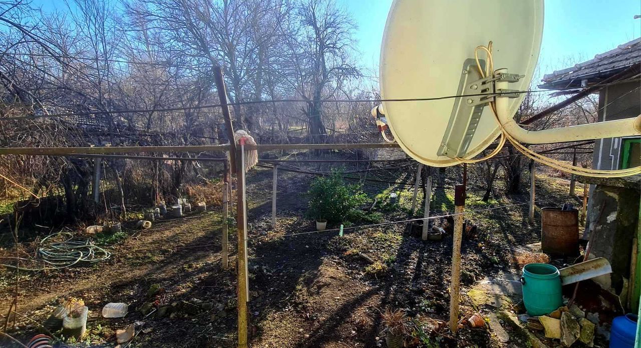 Продава се Къща в с. Благоево, Област Разград - 38 кв.м за 470 €/кв.м - Снимка #3