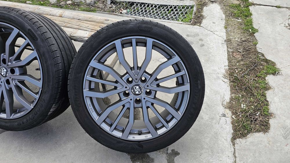 Jante Aliaj BMW  18  + Cauciucuri vara 235/45/18