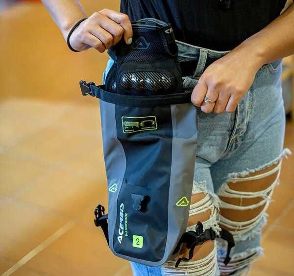 Водоустойчива чанта тип сак за бедро Acerbis Bag Touring 2л.