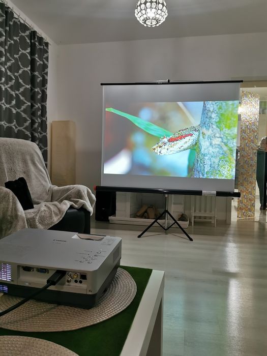 Videoproiector Canon LV-7297A HDMI nou la cutie