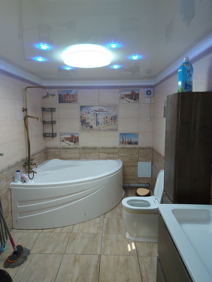 Срочно продаётся 2 этажный дом