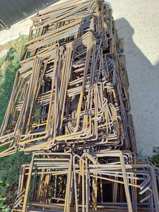 Etrieri din fier beton 

Fasonat orice dimensiune 

Tripodimensiune

M