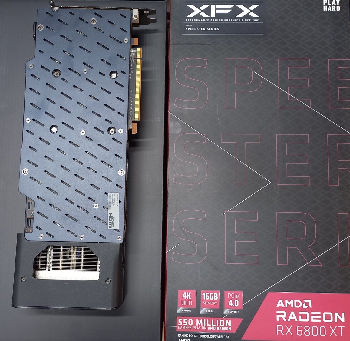 Продам Видеокарту RX6800XT XFX