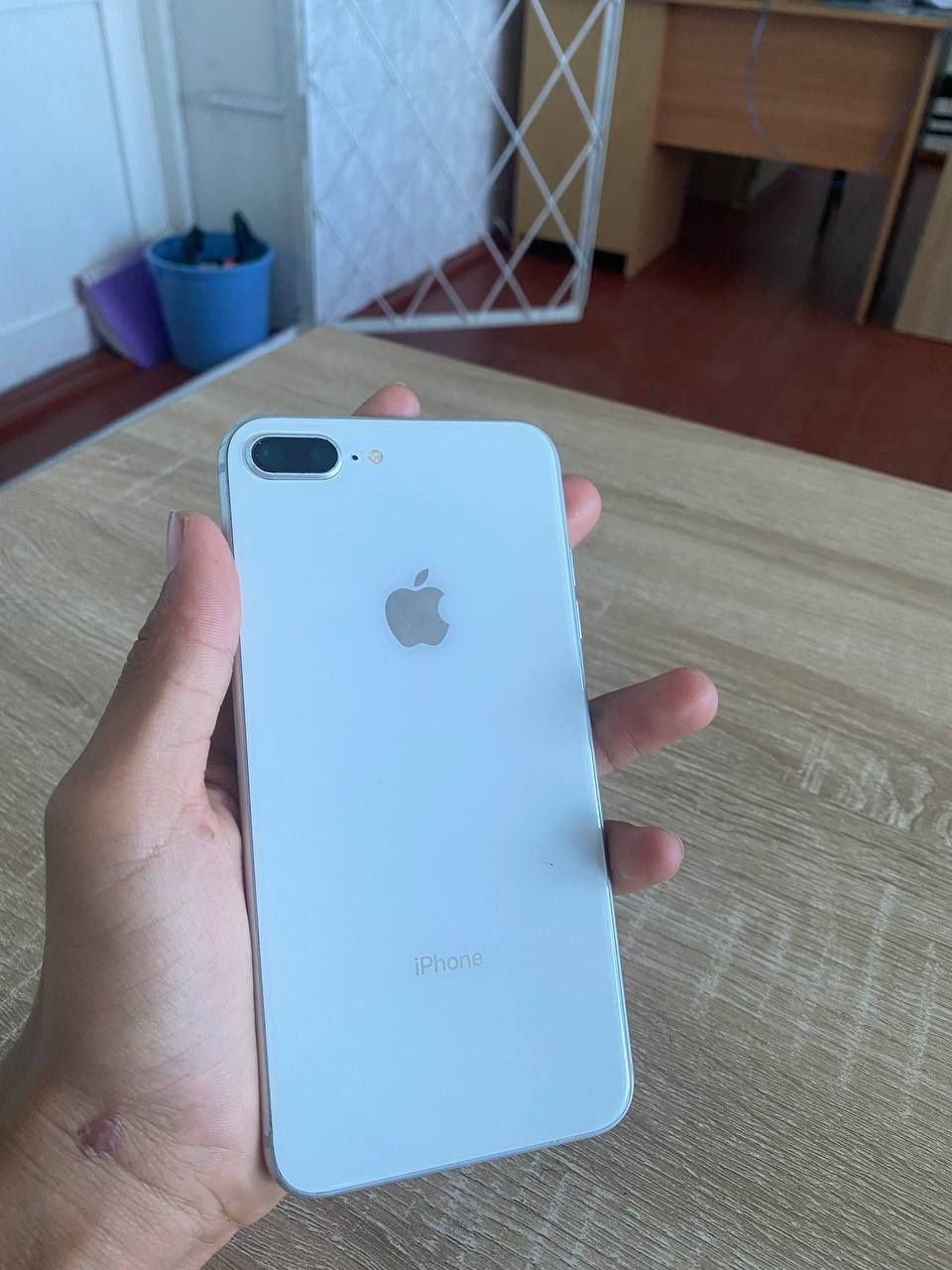 IPhone 8+ imeaybi yoq