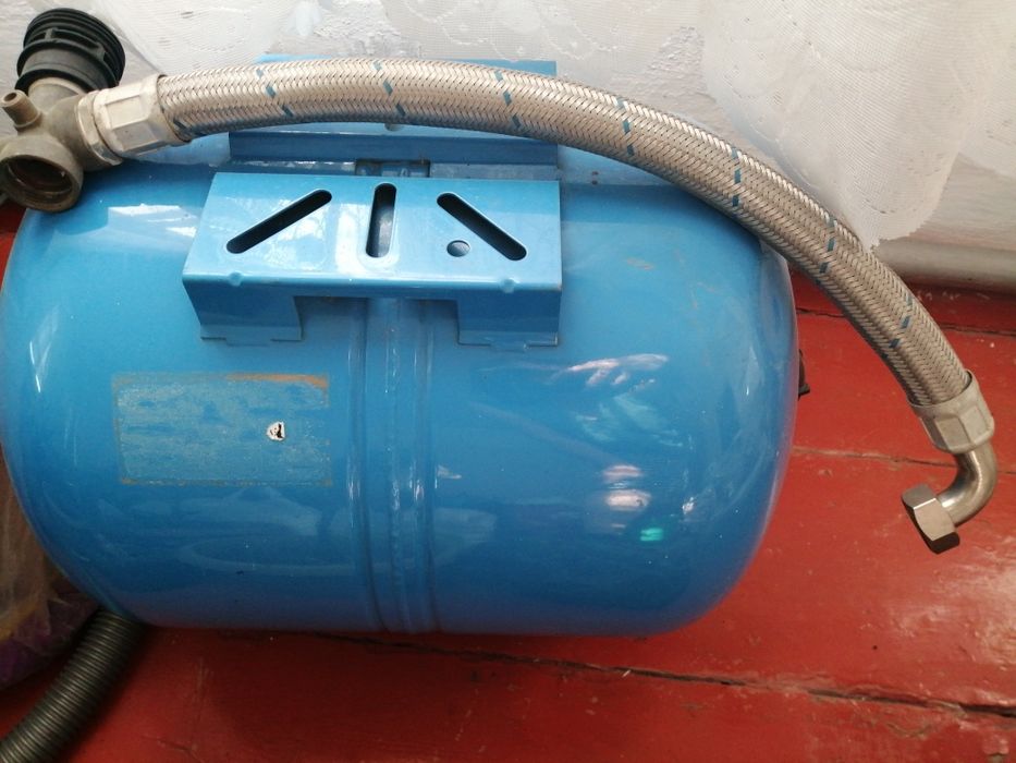 Продам Накопитель воды