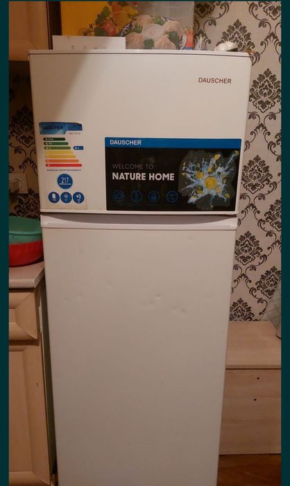 Продам холодильник dausher 55000 с достовкои